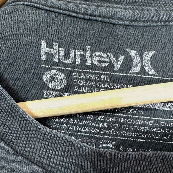 Hurley - distress black short sleeve tee w/ holes and bleach - XL - Picture 3 of 5